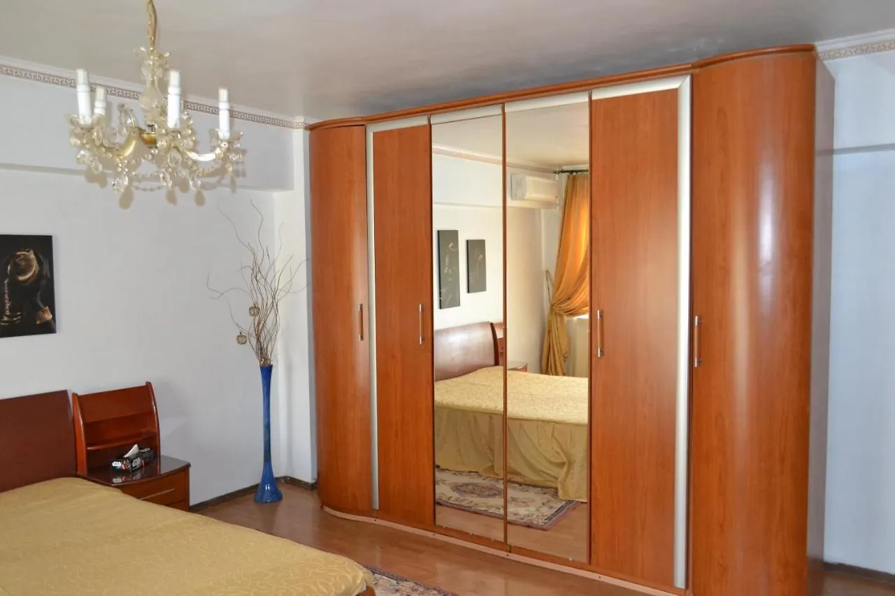 Unirii 64 Apartment Bucharest